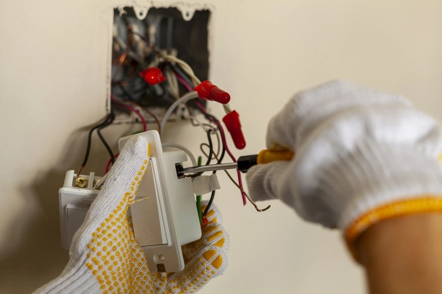 Common Electrical Issues Homeowners Should Never Ignore in Nixa MO